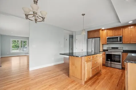 28 Weare Road Seabrook NH 03874