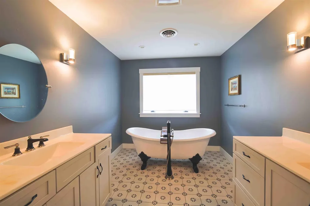 25 Fosters Drive Dover NH 03820