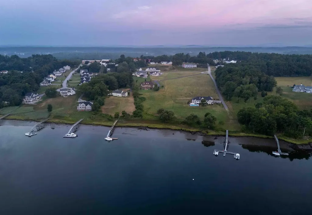 25 Fosters Drive Dover NH 03820