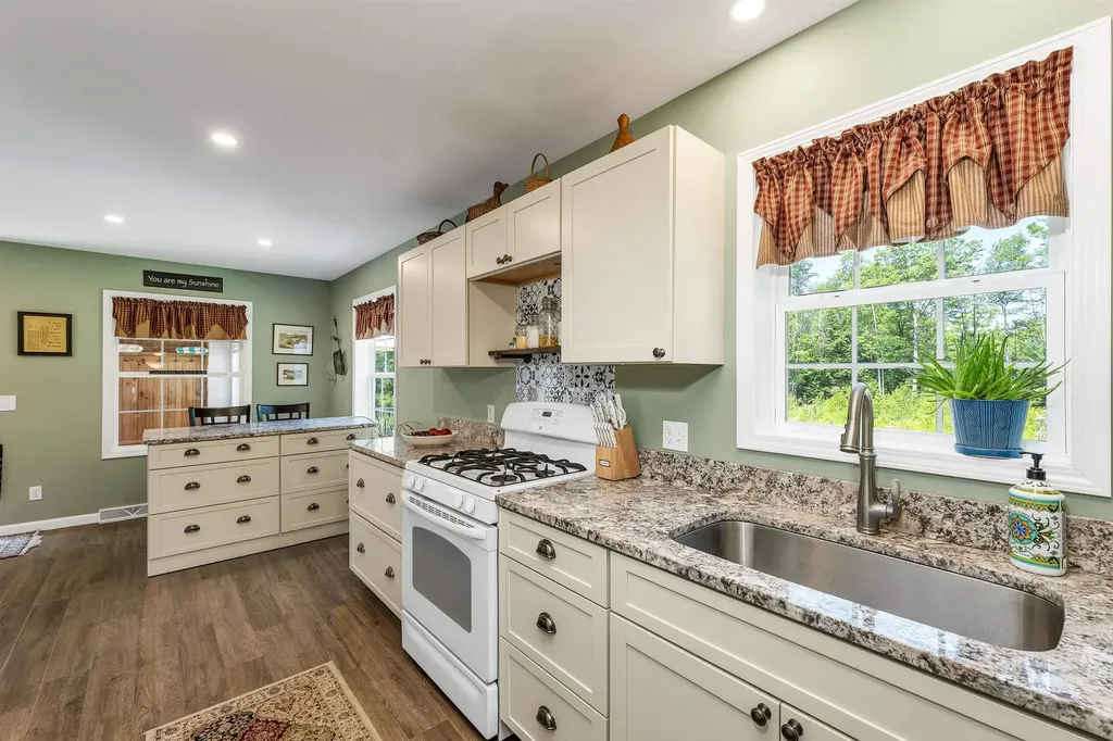 18 Butternut Lane Tuftonboro NH 03816