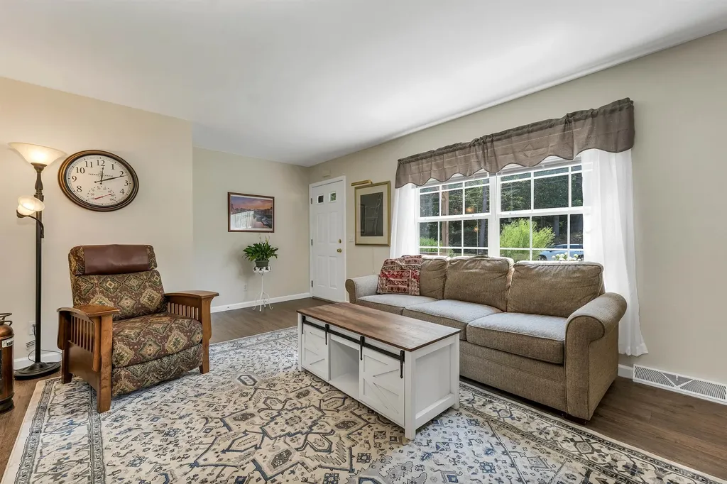 18 Butternut Lane Tuftonboro NH 03816