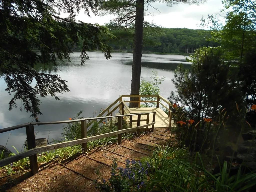 5 Tepi Lane Gilmanton NH 03237