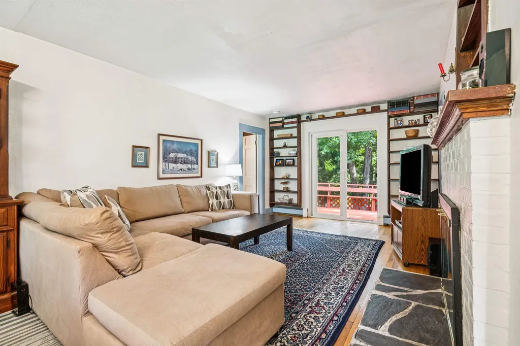 38 Cardinal Drive Hartford VT 05088