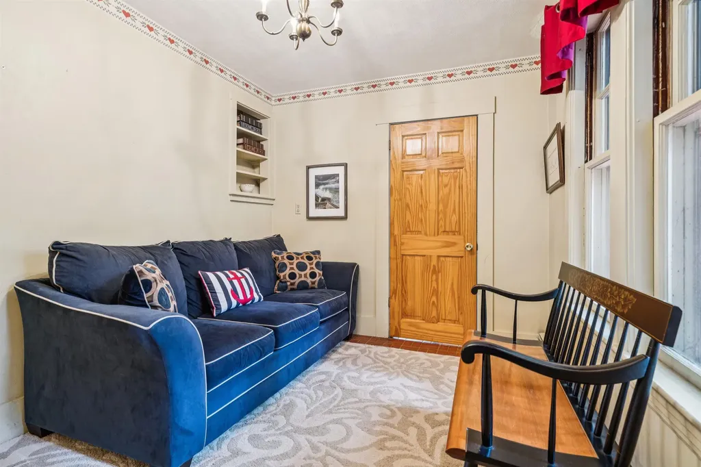 38 Cardinal Drive Hartford VT 05088