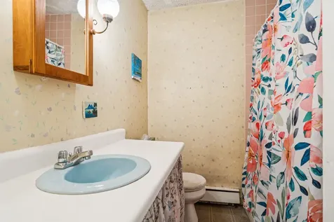 38 Cardinal Drive Hartford VT 05088