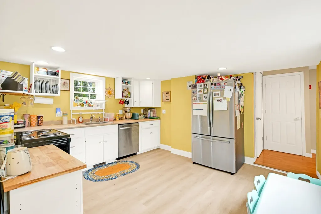 191 Main Street Alton NH 03809