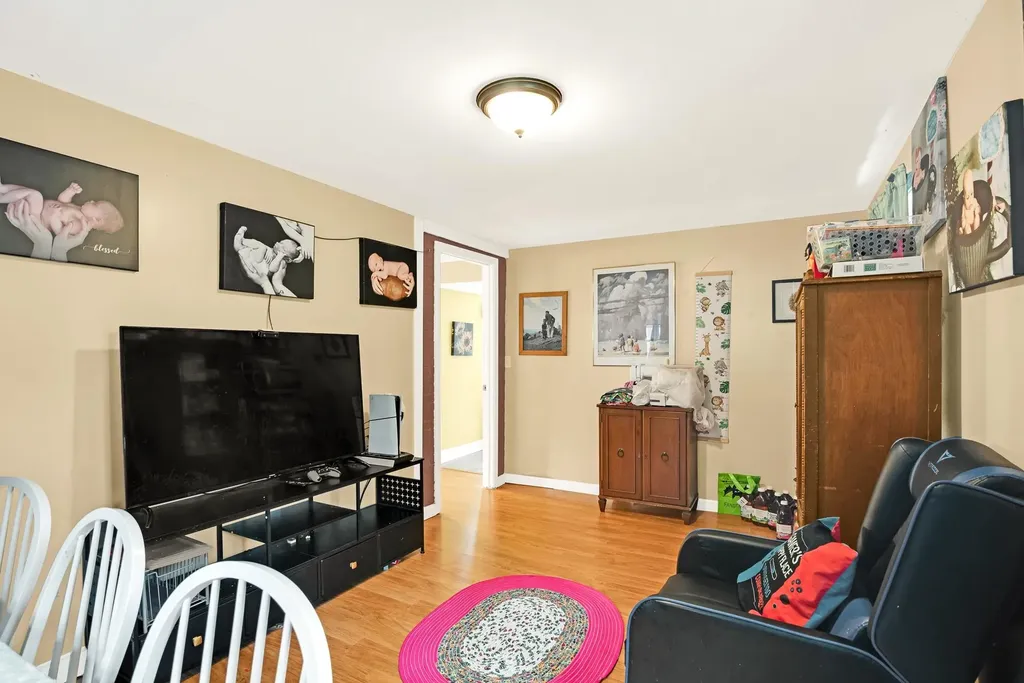 191 Main Street Alton NH 03809