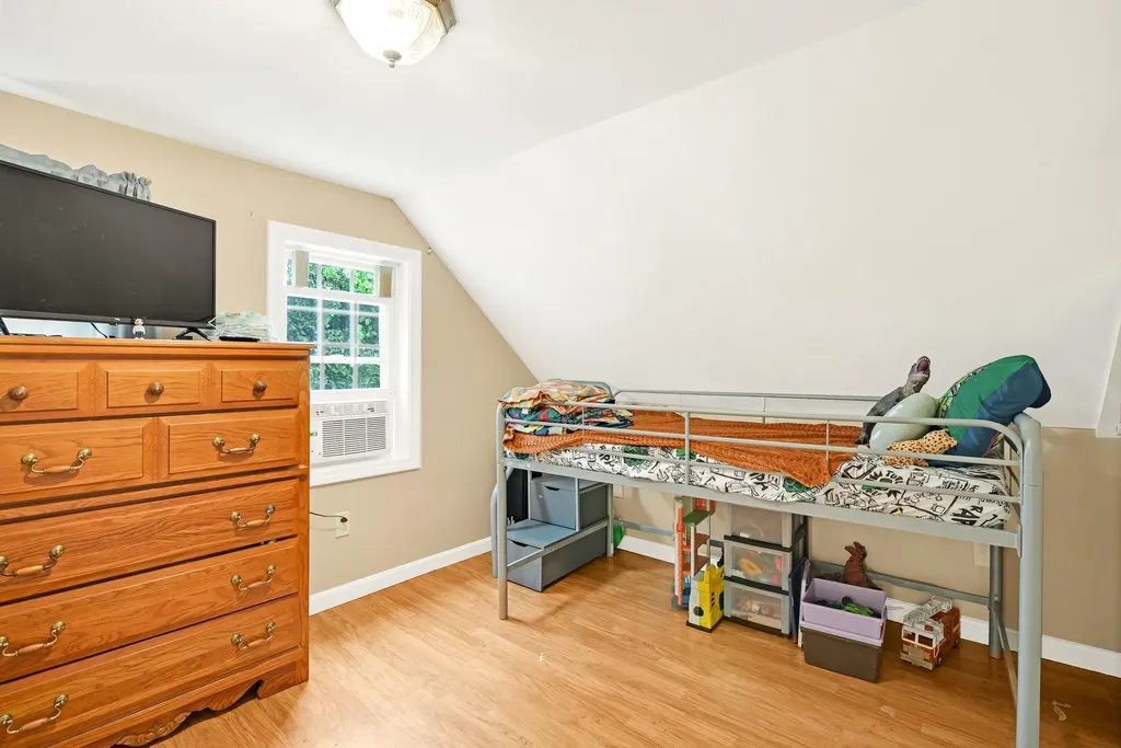 191 Main Street Alton NH 03809