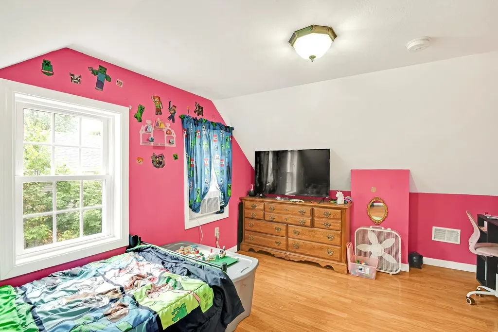 191 Main Street Alton NH 03809