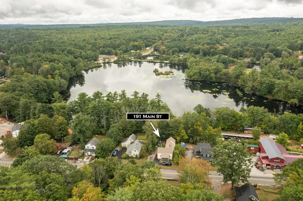 191 Main Street Alton NH 03809