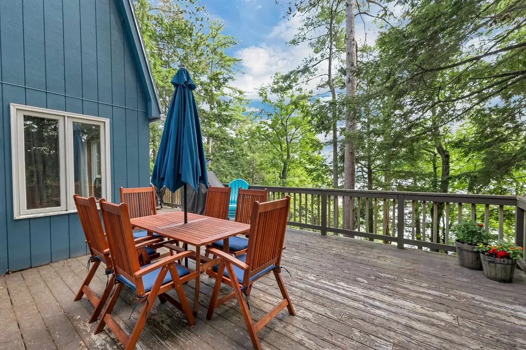 18 Brightwaters Drive New Durham NH 03855