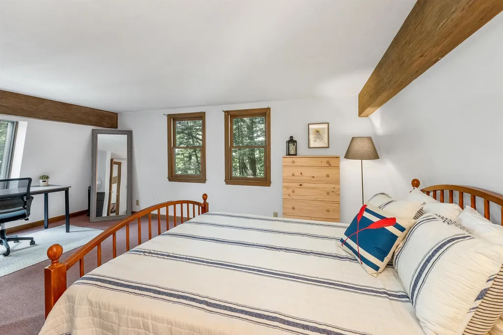 18 Brightwaters Drive New Durham NH 03855