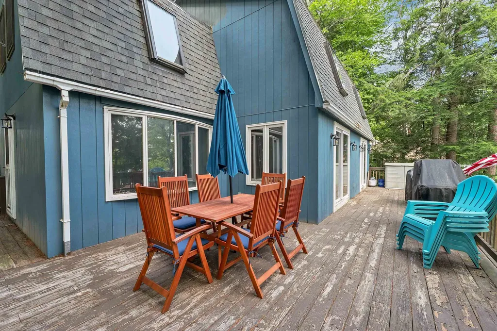 18 Brightwaters Drive New Durham NH 03855