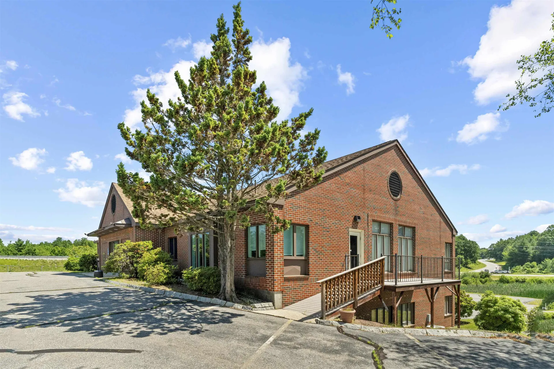 17 Armory Road Milford NH 03055