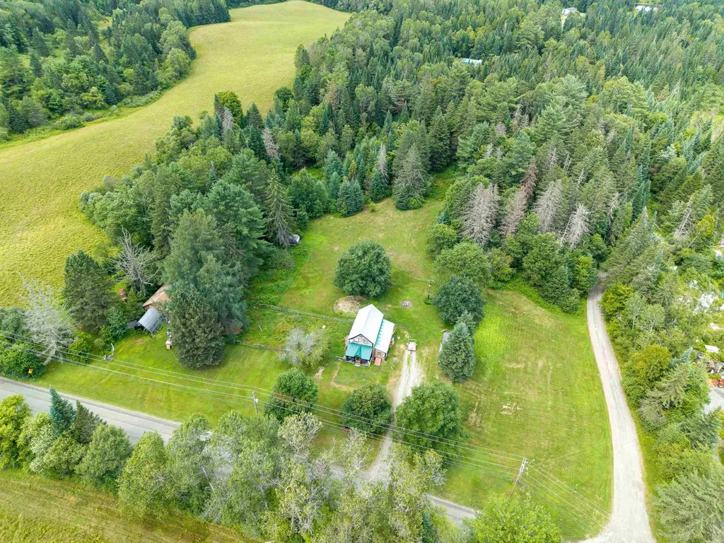 31 Privacy Lane Concord VT 05824