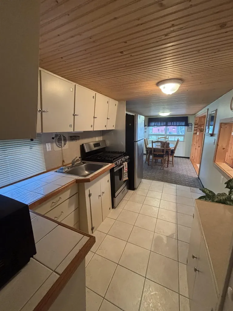 122 Chickadee Lane Alton NH 03809