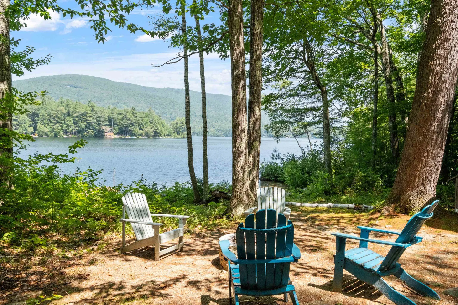 157 Kanasatka Road Moultonborough NH 03254