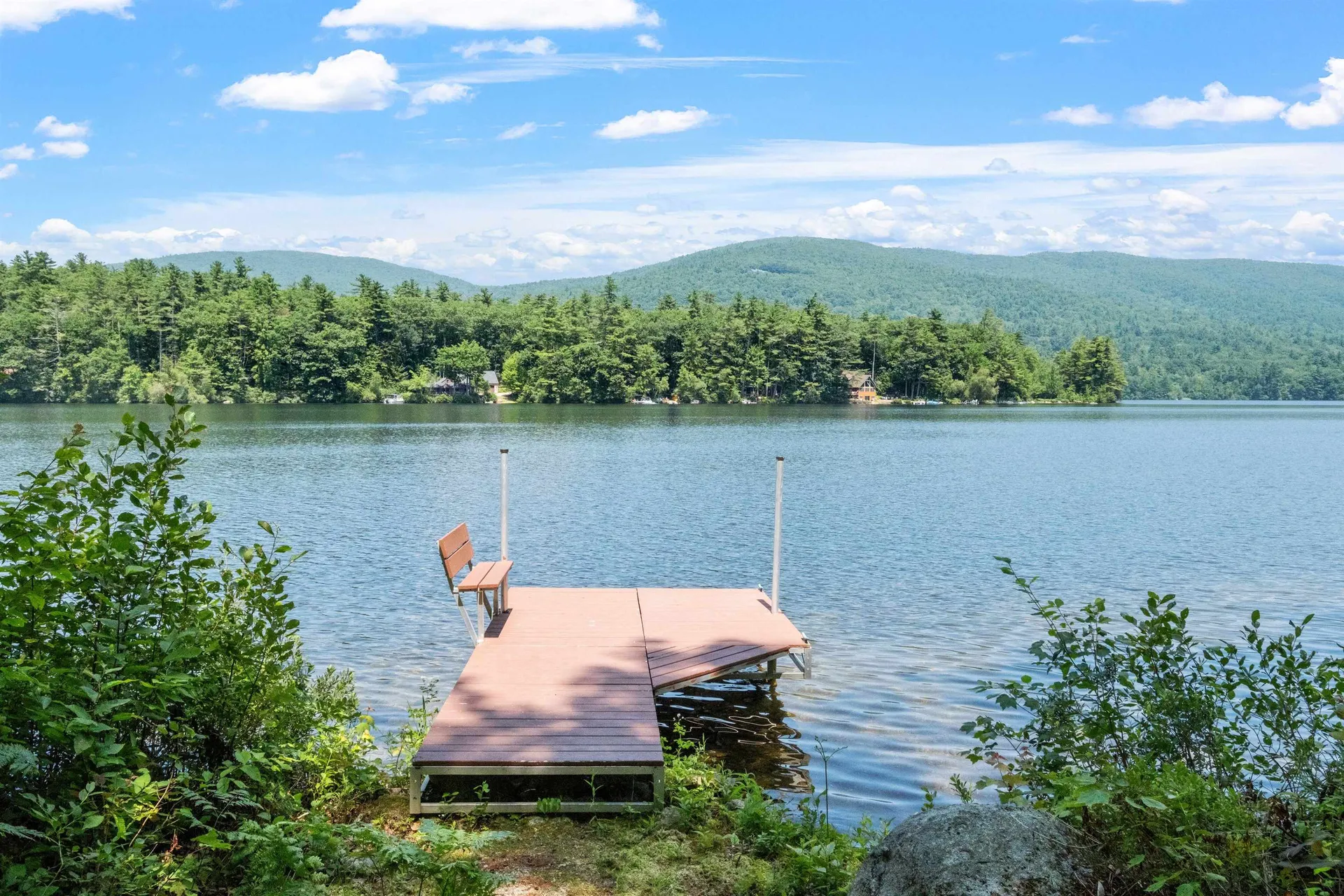 157 Kanasatka Road Moultonborough NH 03254