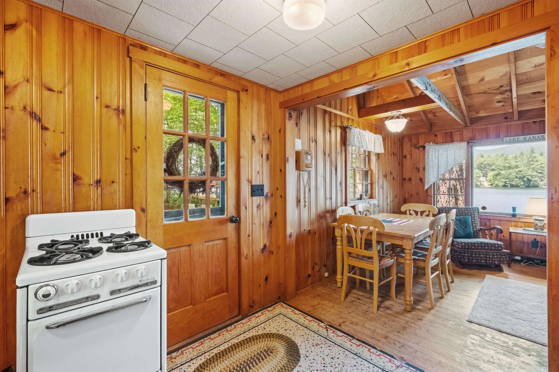 157 Kanasatka Road Moultonborough NH 03254