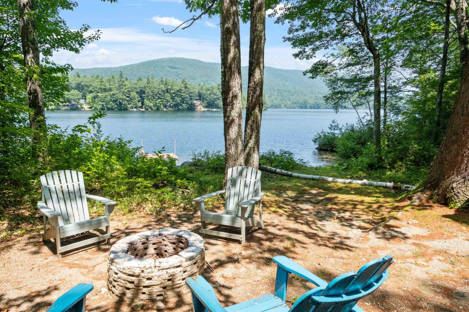 157 Kanasatka Road Moultonborough NH 03254