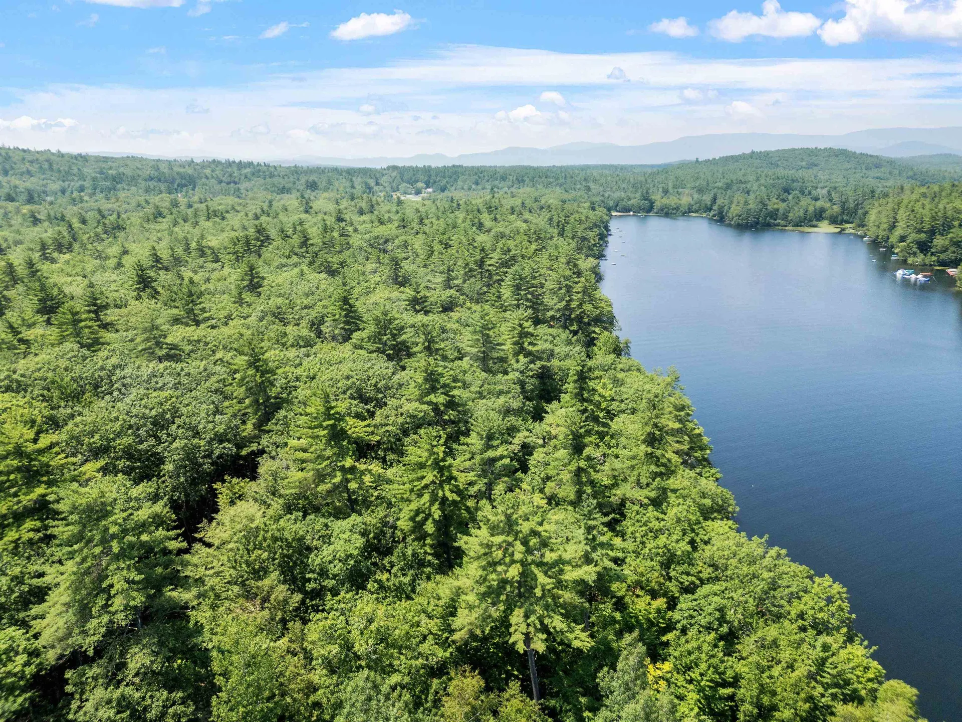 157 Kanasatka Road Moultonborough NH 03254