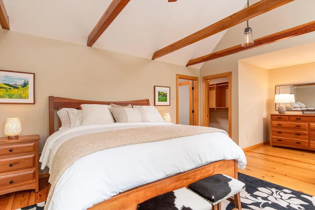 91 East Hill Road Wilmington VT 05363