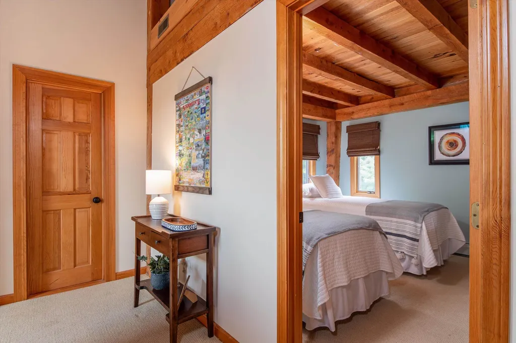 91 East Hill Road Wilmington VT 05363