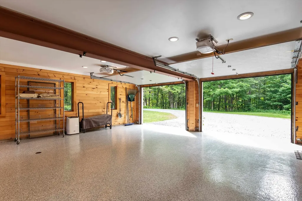 91 East Hill Road Wilmington VT 05363