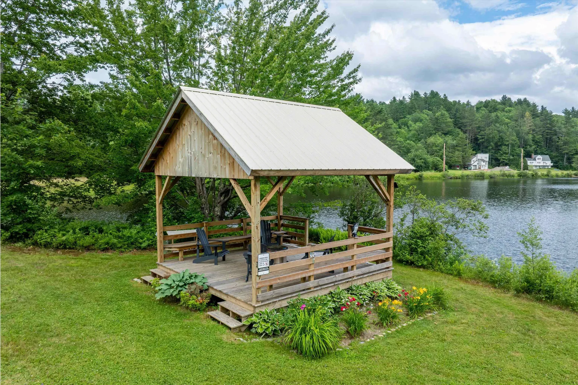91 East Hill Road Wilmington VT 05363