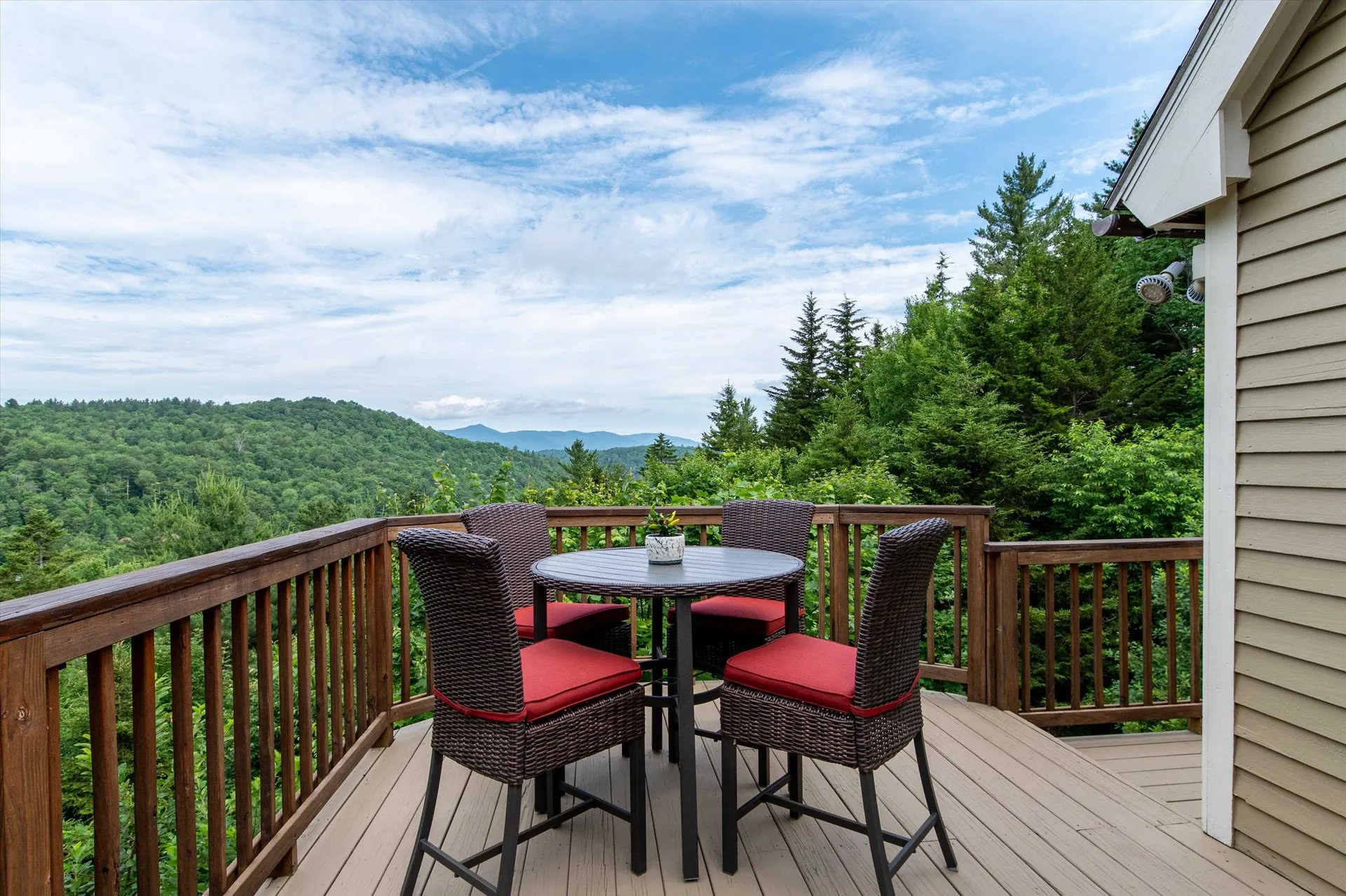91 East Hill Road Wilmington VT 05363