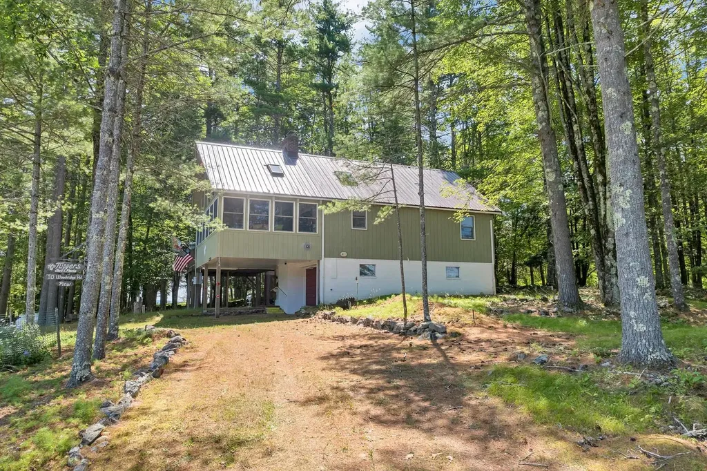 10 Woodridge Road Moultonborough NH 03254