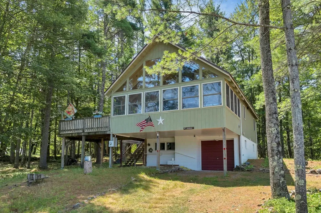 10 Woodridge Road Moultonborough NH 03254