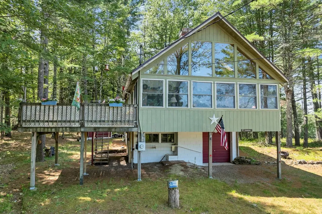 10 Woodridge Road Moultonborough NH 03254