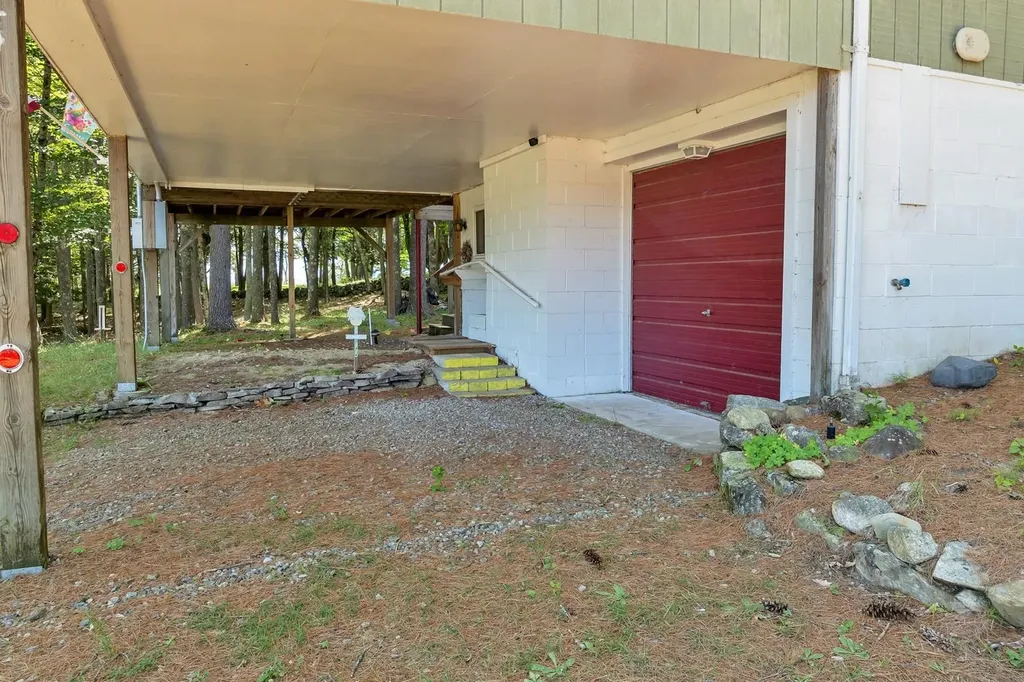 10 Woodridge Road Moultonborough NH 03254