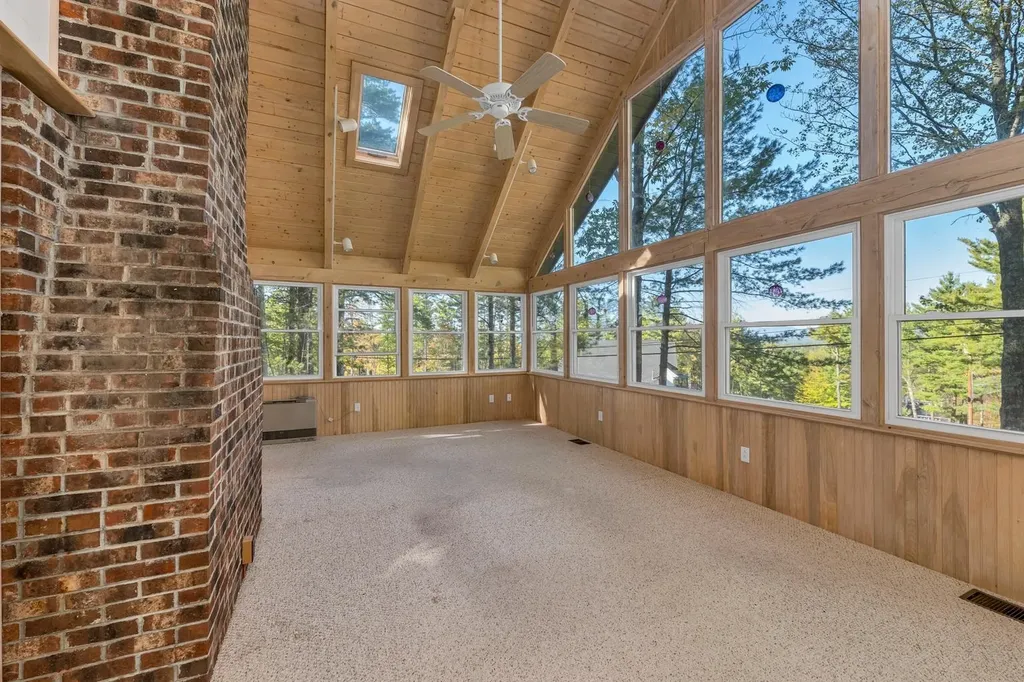 10 Woodridge Road Moultonborough NH 03254