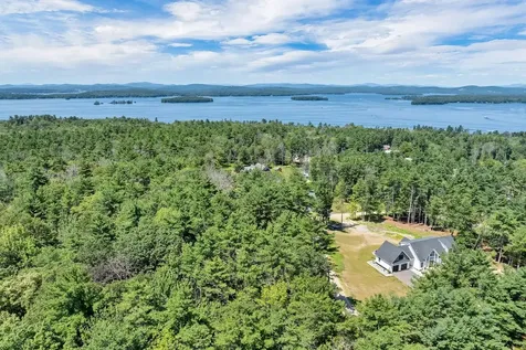 10 Woodridge Road Moultonborough NH 03254