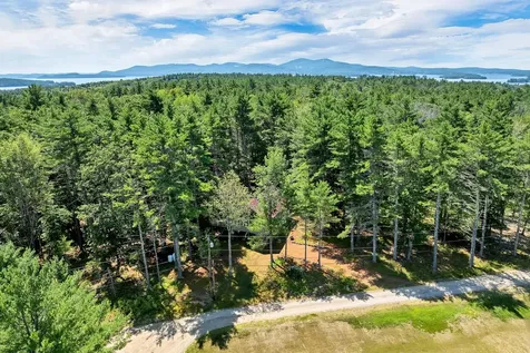 10 Woodridge Road Moultonborough NH 03254