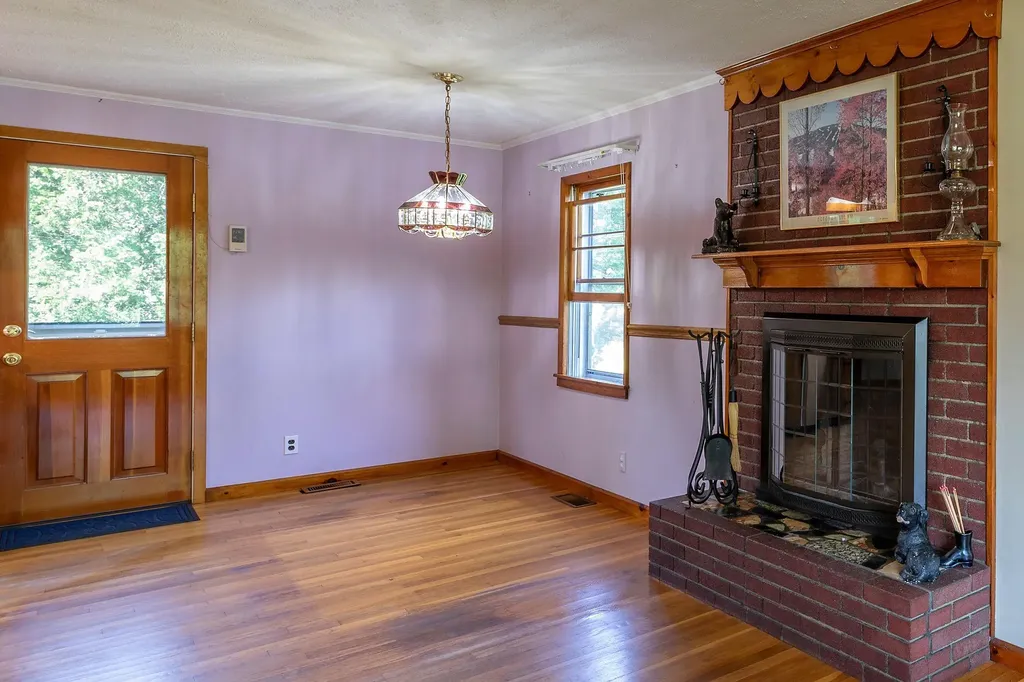 150 Williams Street Londonderry VT 05148