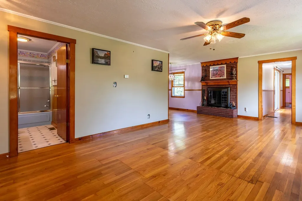 150 Williams Street Londonderry VT 05148