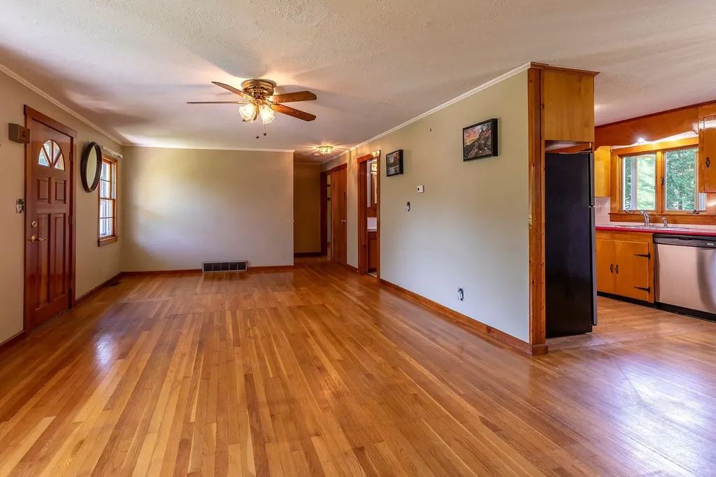 150 Williams Street Londonderry VT 05148