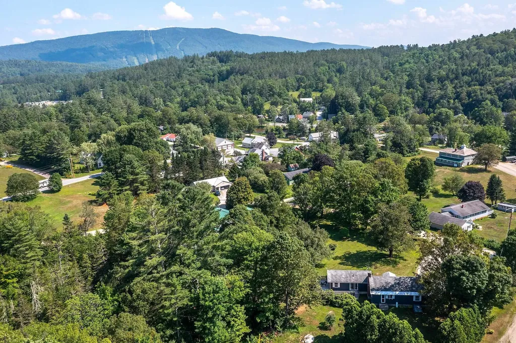 150 Williams Street Londonderry VT 05148