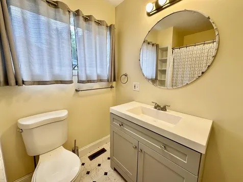 1 Wayne Avenue Claremont NH 03743