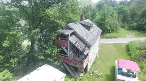 74 Mountain Avenue St. Johnsbury VT 05819