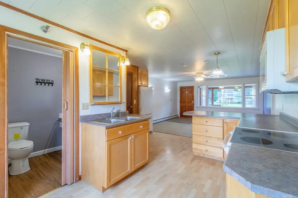 979 Vt Route 100 Westfield VT 05874-9797