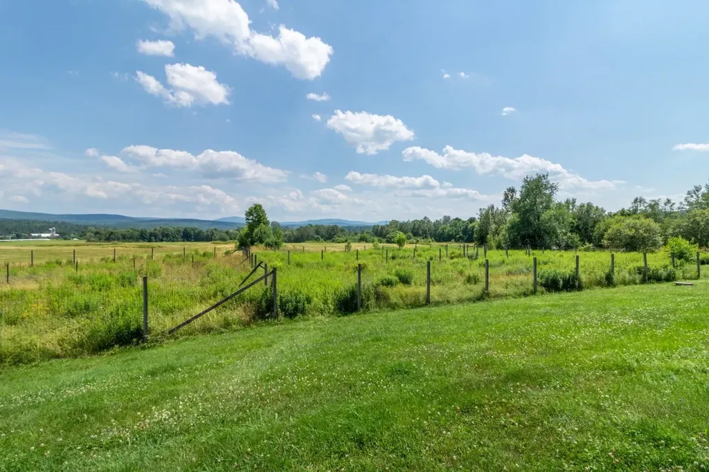 979 Vt Route 100 Westfield VT 05874-9797