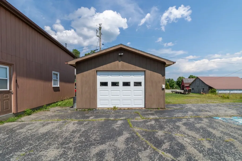 979 Vt Route 100 Westfield VT 05874-9797