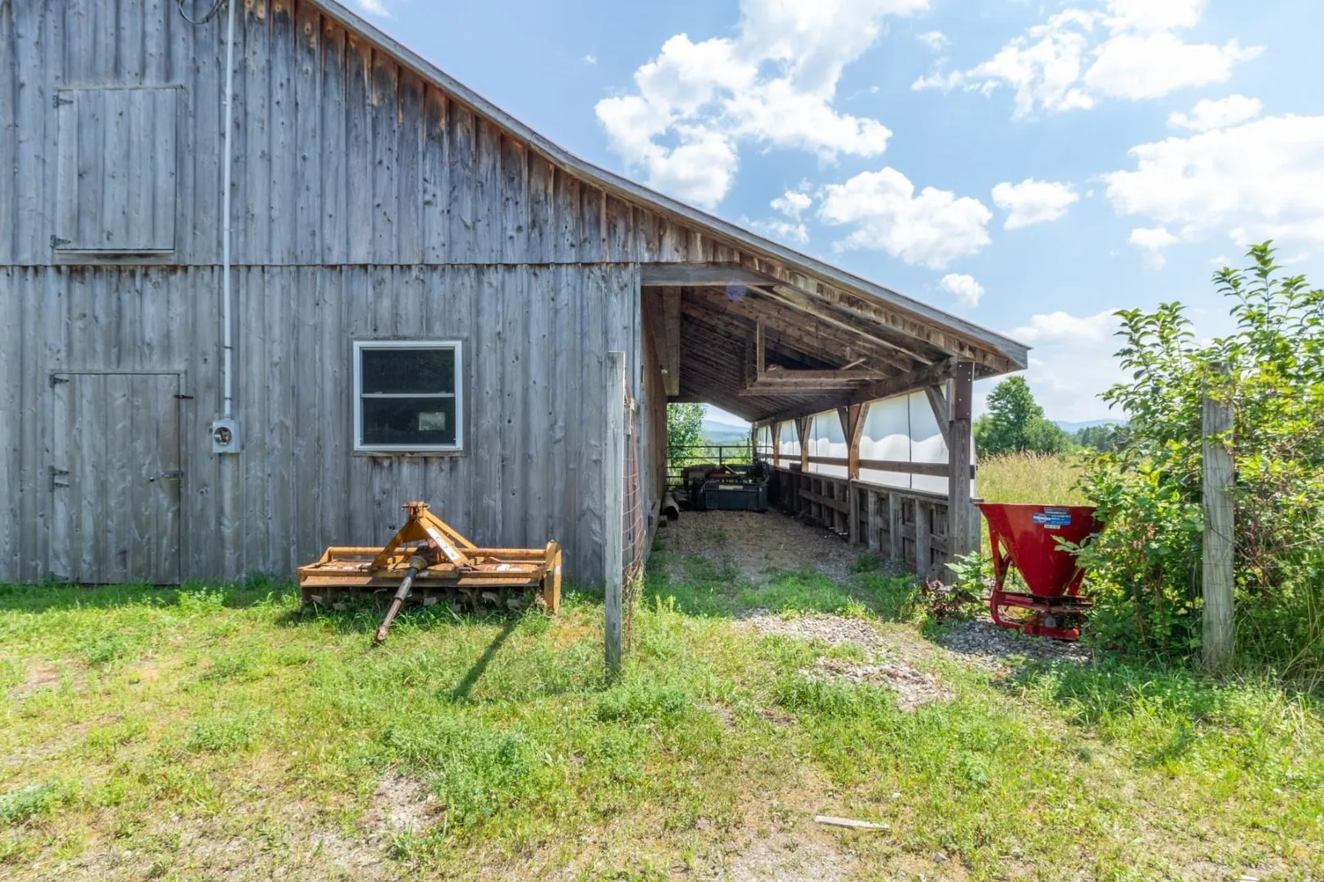 979 Vt Route 100 Westfield VT 05874-9797