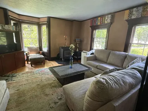 53 Commonwealth Avenue Hyde Park VT 05655