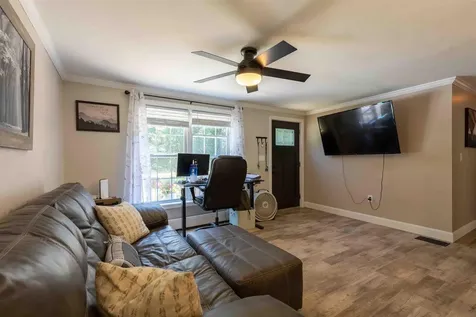 21 Woodcrest Drive Ossipee NH 03864