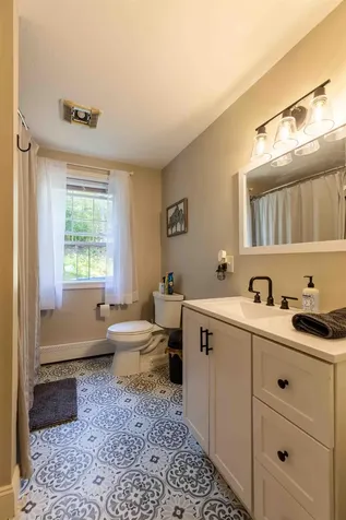 21 Woodcrest Drive Ossipee NH 03864